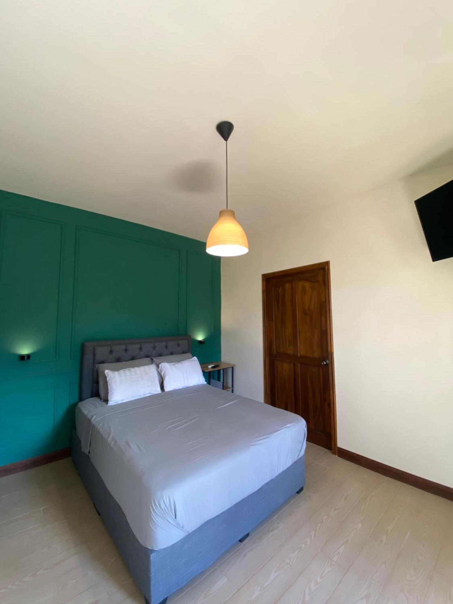 Oasis By Franklin Hotel Boutique La Fortuna Esterno foto