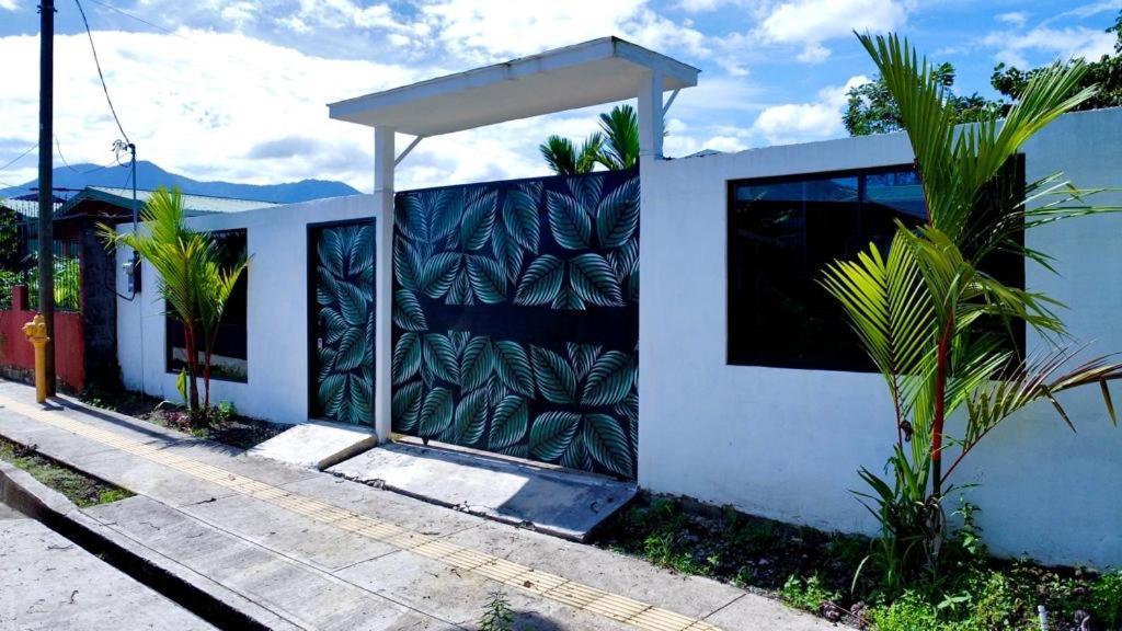 Oasis By Franklin Hotel Boutique La Fortuna Esterno foto