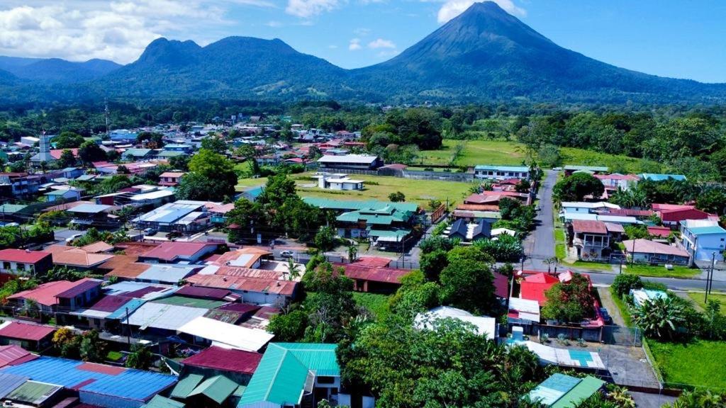 Oasis By Franklin Hotel Boutique La Fortuna Esterno foto