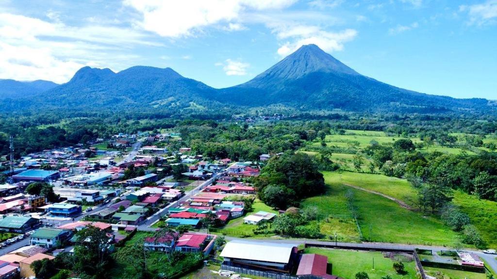 Oasis By Franklin Hotel Boutique La Fortuna Esterno foto